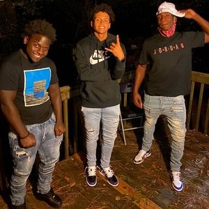 Meet your Posher, Tavais